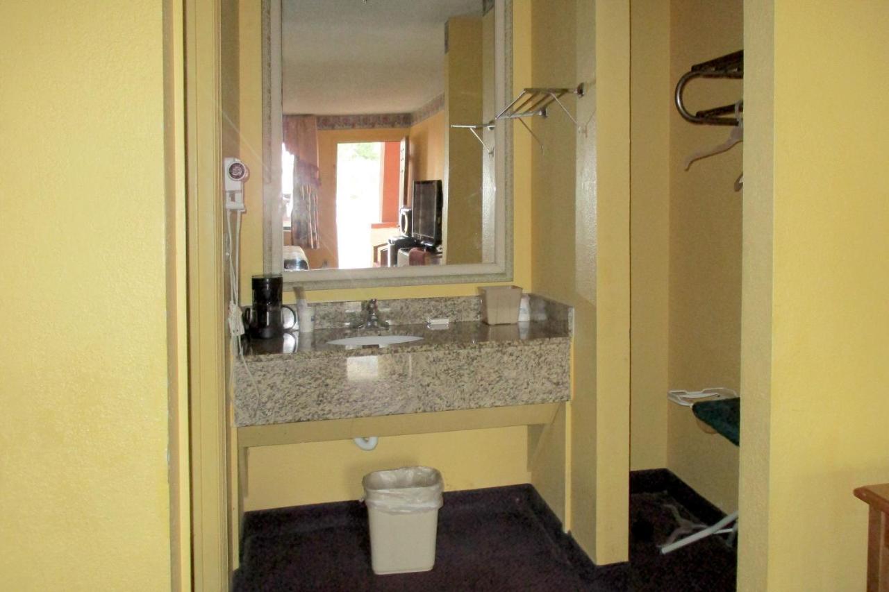 Budget Inn Of Jasper Bagian luar foto